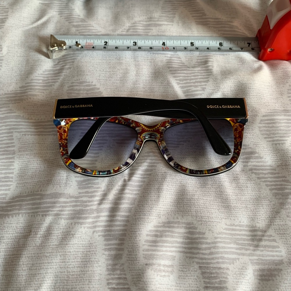 Dolce&Gabbana sun glasses authentic - Picture 9 of 15